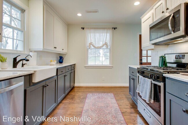 Building Photo - 3 br, 2 bath House - 5709 Vine Ridge Dr
