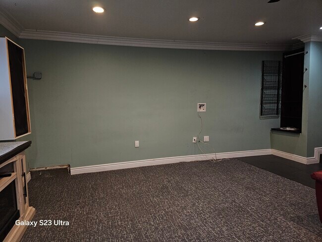 Foto del edificio - 3800 Hillsdale Dr