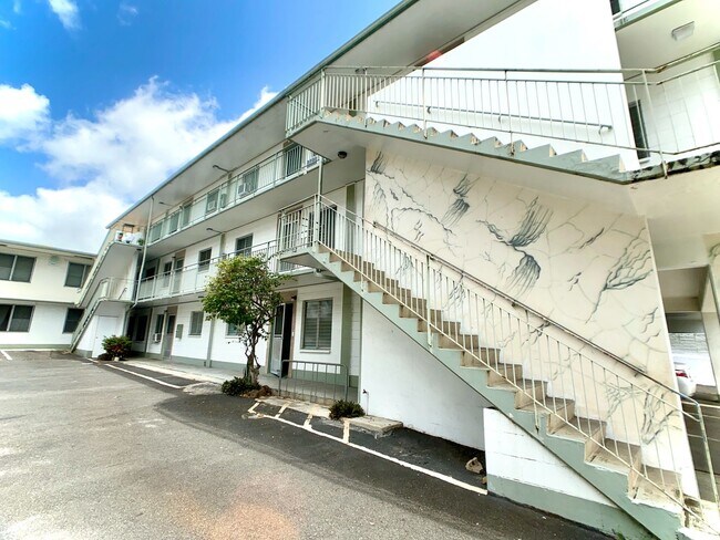 Foto del edificio - 1712 Poki St