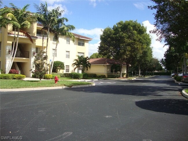 Building Photo - 1522 SW 50th St