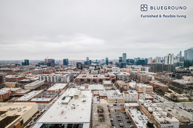 Foto del edificio - 1035 W Van Buren St