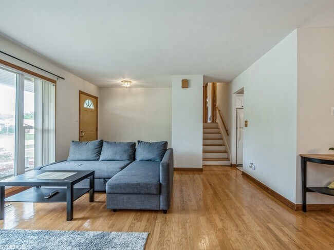 Foto del edificio - 725 Milton Ln