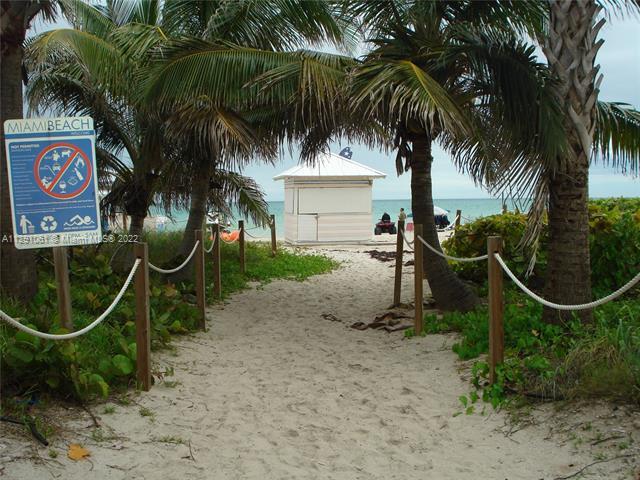 Foto principal - 5225 Collins Ave