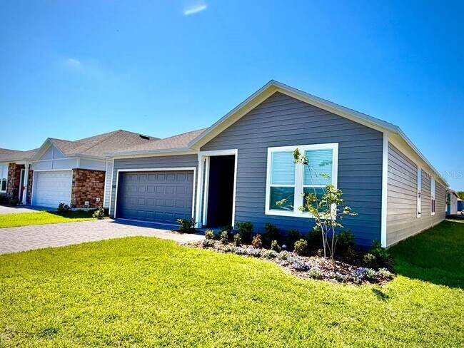 Building Photo - 5111 Natalia Dr