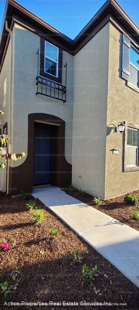 Foto del edificio - 3 br, 2.5 bath House - 2176 Brave Hawk Loop