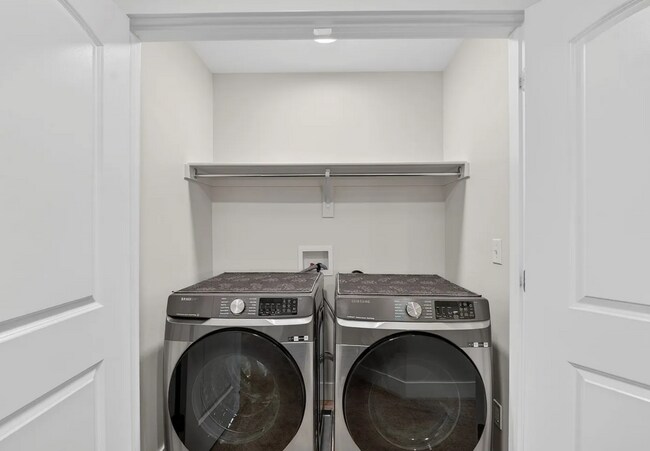 Foto del edificio - 2083 N 3930 W
