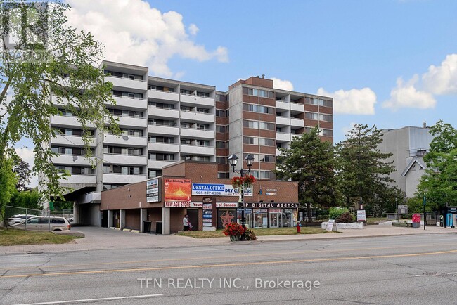 Building Photo - 10330-10330 Yonge St