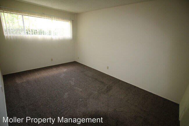 Foto del edificio - 4134-4138 Cedar Ave