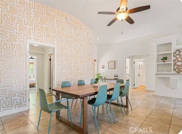 Building Photo - 15123 Avenida Ramada