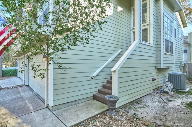 Building Photo - 39 N Walden Elms Cir