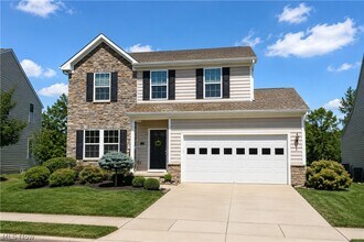 Building Photo - 5055 Lake Forest Dr