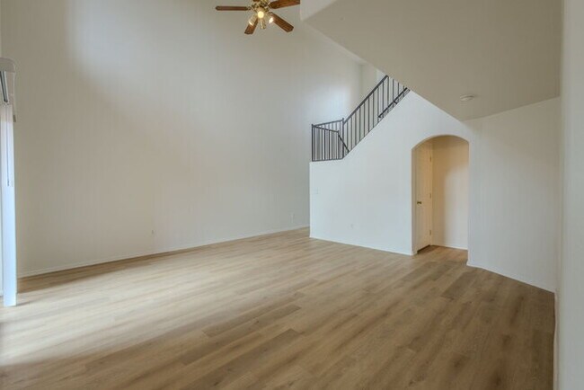 Foto del edificio - Beautiful Santa Rita Townhome in Sahuarita!!