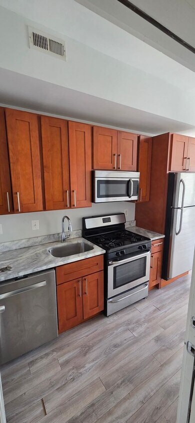 Photo - 134 6th Street NE