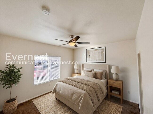Building Photo - 5922 W Vegas Dr