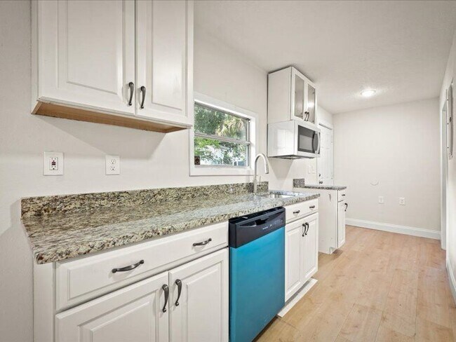 Foto del edificio - 45 W 55th St