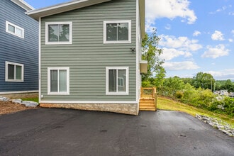 Building Photo - 112 Lager Ln