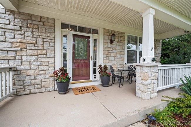 Building Photo - 3028 Pleasant Plains Dr