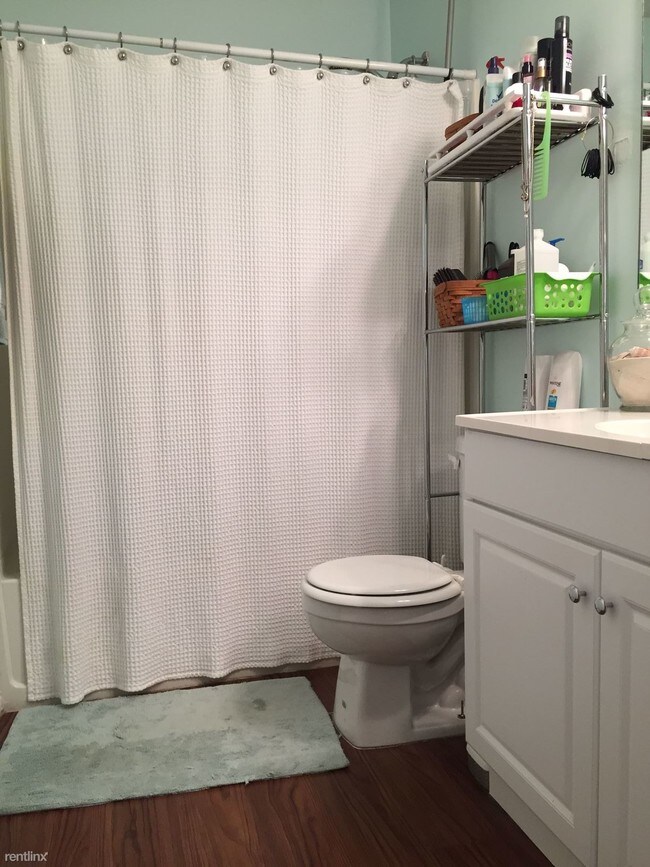 Foto del edificio - 734 Parkbluff Way