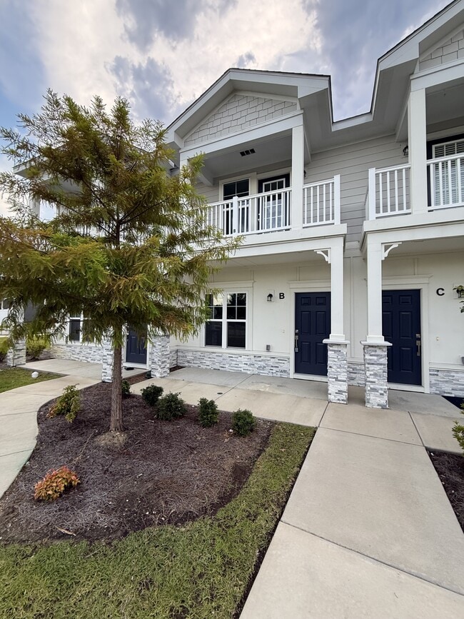 Building Photo - 861 Maxine Ct