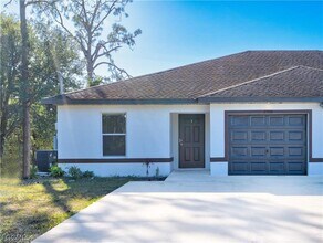 Building Photo - 2705 Matena Ave S