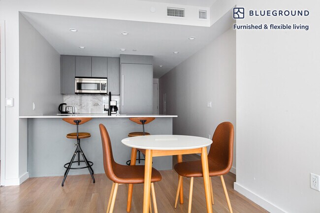 Foto del edificio - 515 East 86th St