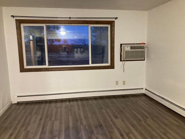 Foto del edificio - 406 17th St NW