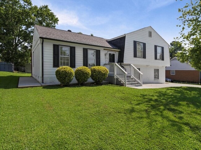 Foto del edificio - 335 Meadowdale Ln