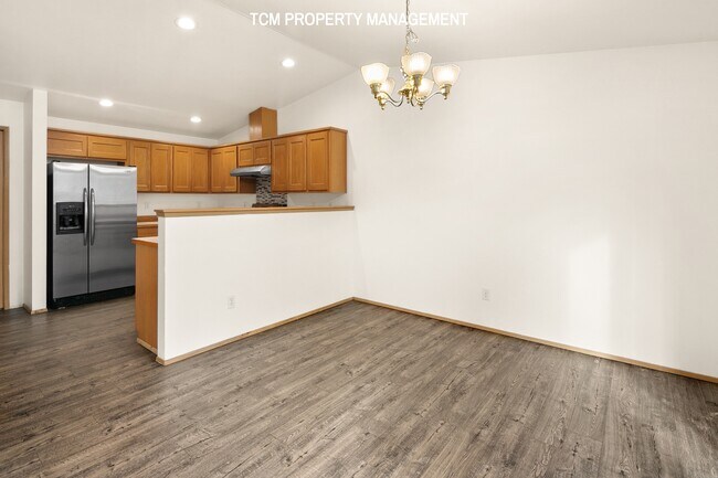 Foto del edificio - 4528 92nd St NE