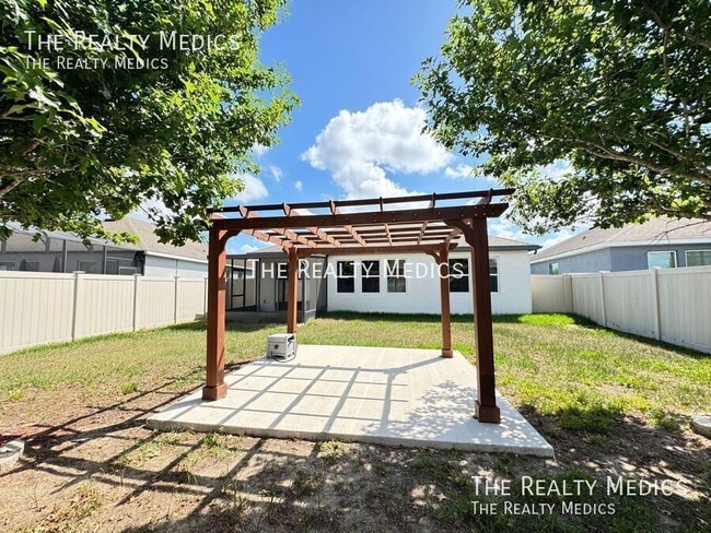 Building Photo - 308 Blue Cypress Dr