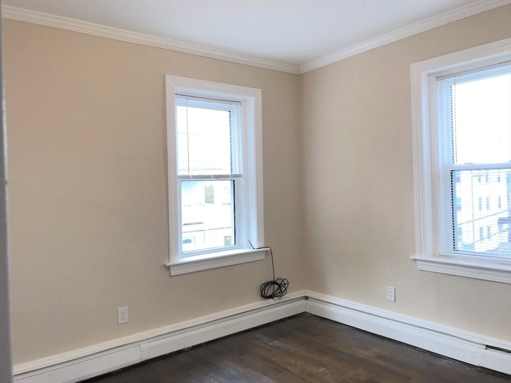 Foto del edificio - 286 Revere St