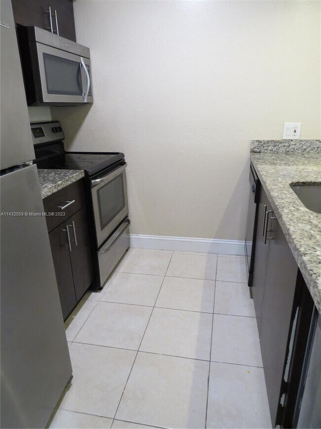 Building Photo - 5760 Rock Island Rd