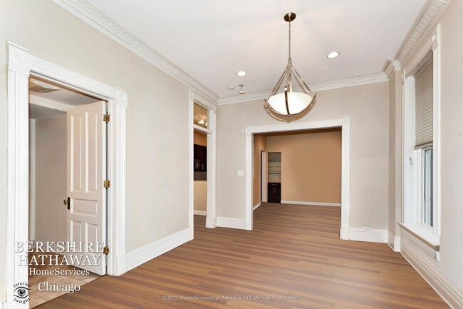 Building Photo - 2013 W Evergreen Avenue