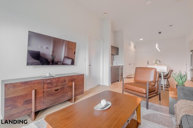 Foto del edificio - 2623 Keene St