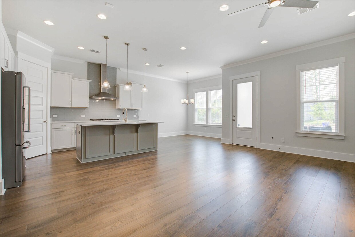 Primary Photo - 3129 Sturbridge Road, Mount Pleasant, SC 2...