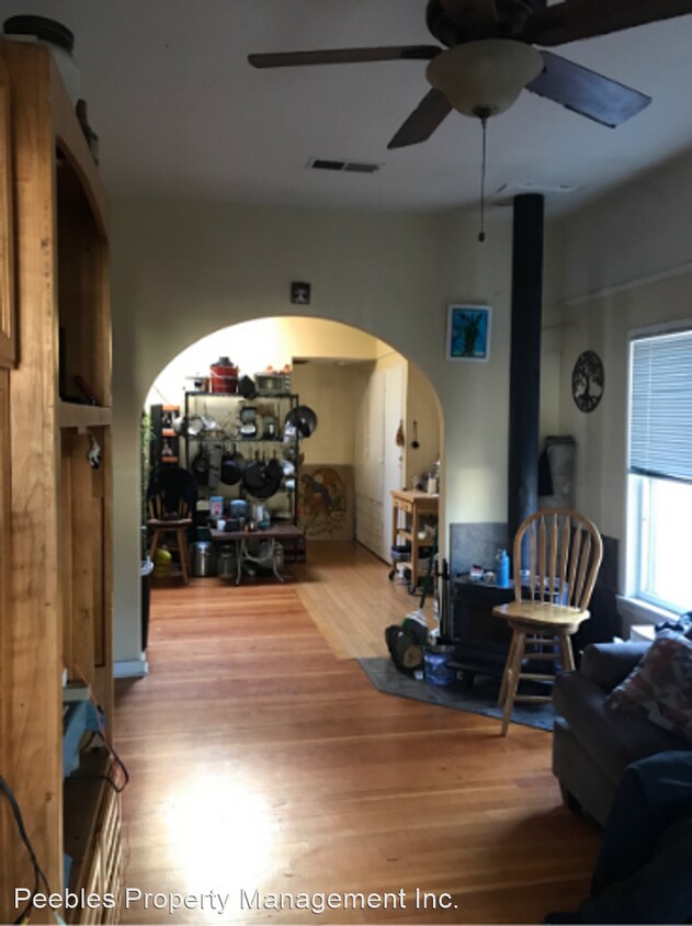 Building Photo - 3 br, 2 bath House - 918 Alder St