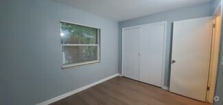 Building Photo - 1714 E Idell St
