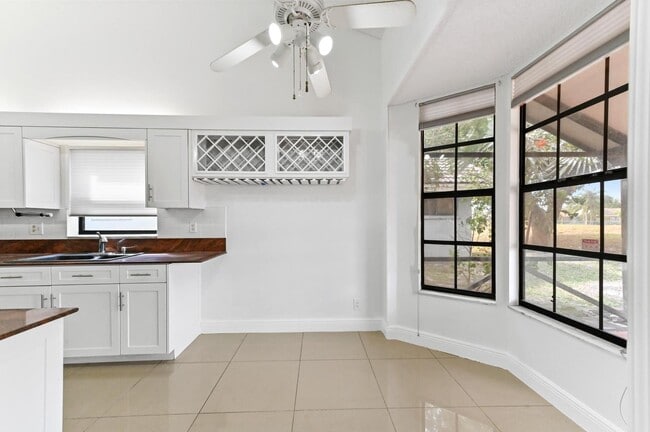 Photo - 5421 Helene Cir (Boynton Beach, FL) House