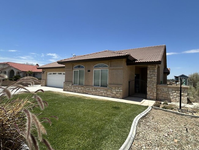 Building Photo - 7146 Amanda Way