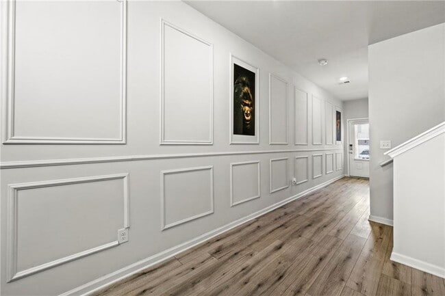 Building Photo - 7492 Knoll Hollow Rd