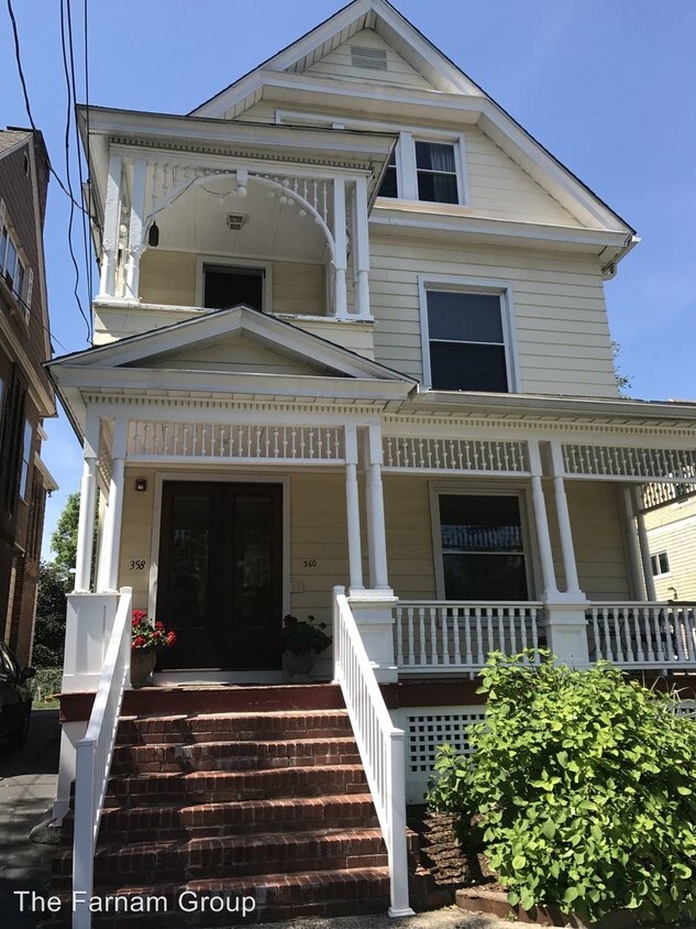 Primary Photo - 358-360 Humphrey St
