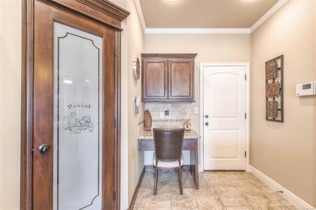 Building Photo - 3 bedroom/2 bath -Collinsville Schools