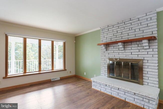 Building Photo - 56-A PROCTOR Ln