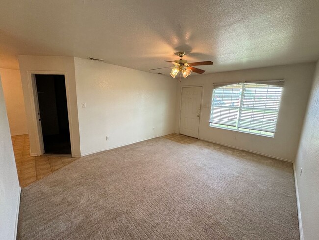 Building Photo - 5102 Lauren Lea Dr