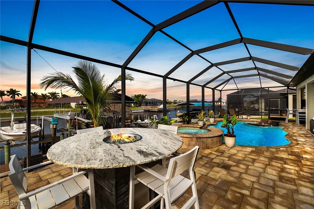 Foto principal - 302 NW 32nd Pl