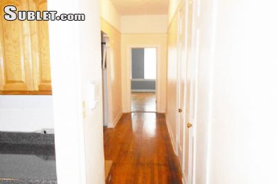 Building Photo - 11 Midwood St