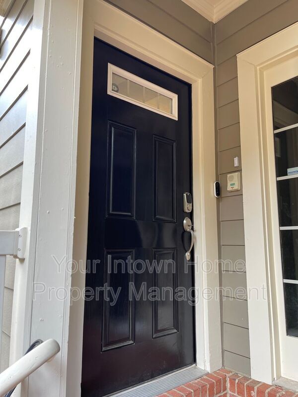 Foto del edificio - 655 Mead St SE