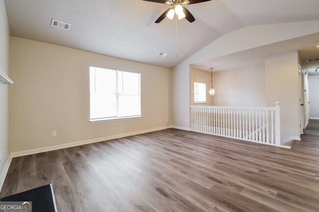 Foto del edificio - 5725 Chisolm Trail