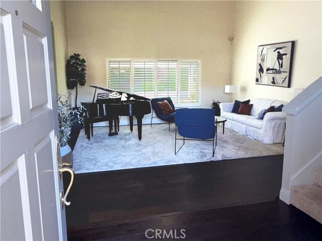 Foto del edificio - 25081 Grissom Rd