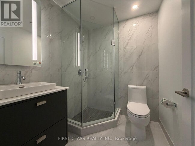 Photo du bâtiment - 115 Denison Ave