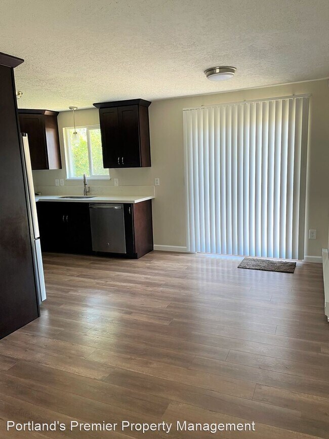 Foto del edificio - 3 br, 2 bath House - 7722 SE Lambert Street
